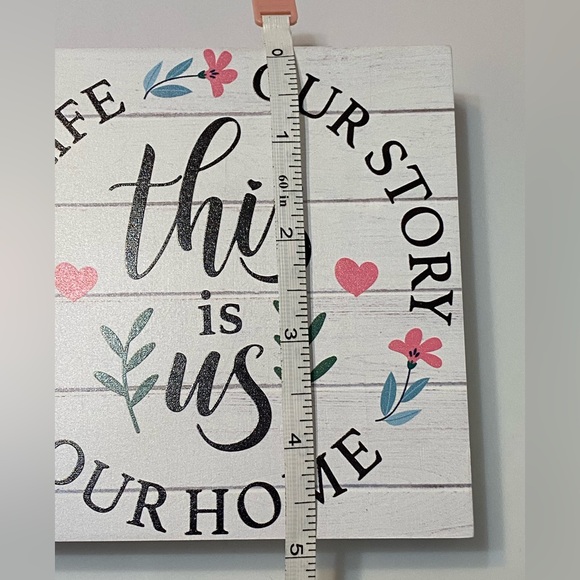 Decorative Wall Sign with Pink and Green Accents - Picture 2 of 3